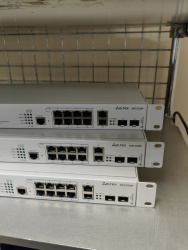 Ethernet-коммутатор MES2308P, 8 портов 10/100/1000Base-T с поддержкой PoE+ и 2 порта 1000Base - Б.у
